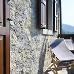 Casa Di Famiglia Del 1880 Nelle Dolomiti Carniche * Sauris di Sopra